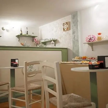B&B Corte Dell'immacolata Al Mare 마리나디만카베르사