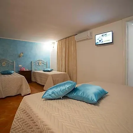 B&B Corte Dell'immacolata Al Mare 마리나디만카베르사
