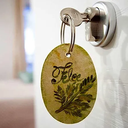 Corte Dell'immacolata Al Mare Bed and Breakfast